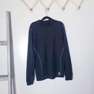 NIKE PRO COMBAT YOUTH LONG SLEEVE SIZE XL DRI-FIT GREAT FOR SPORTS